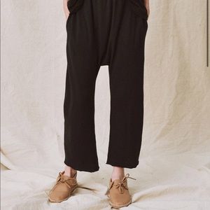 The Great Jersey Crop Pants- in Navy